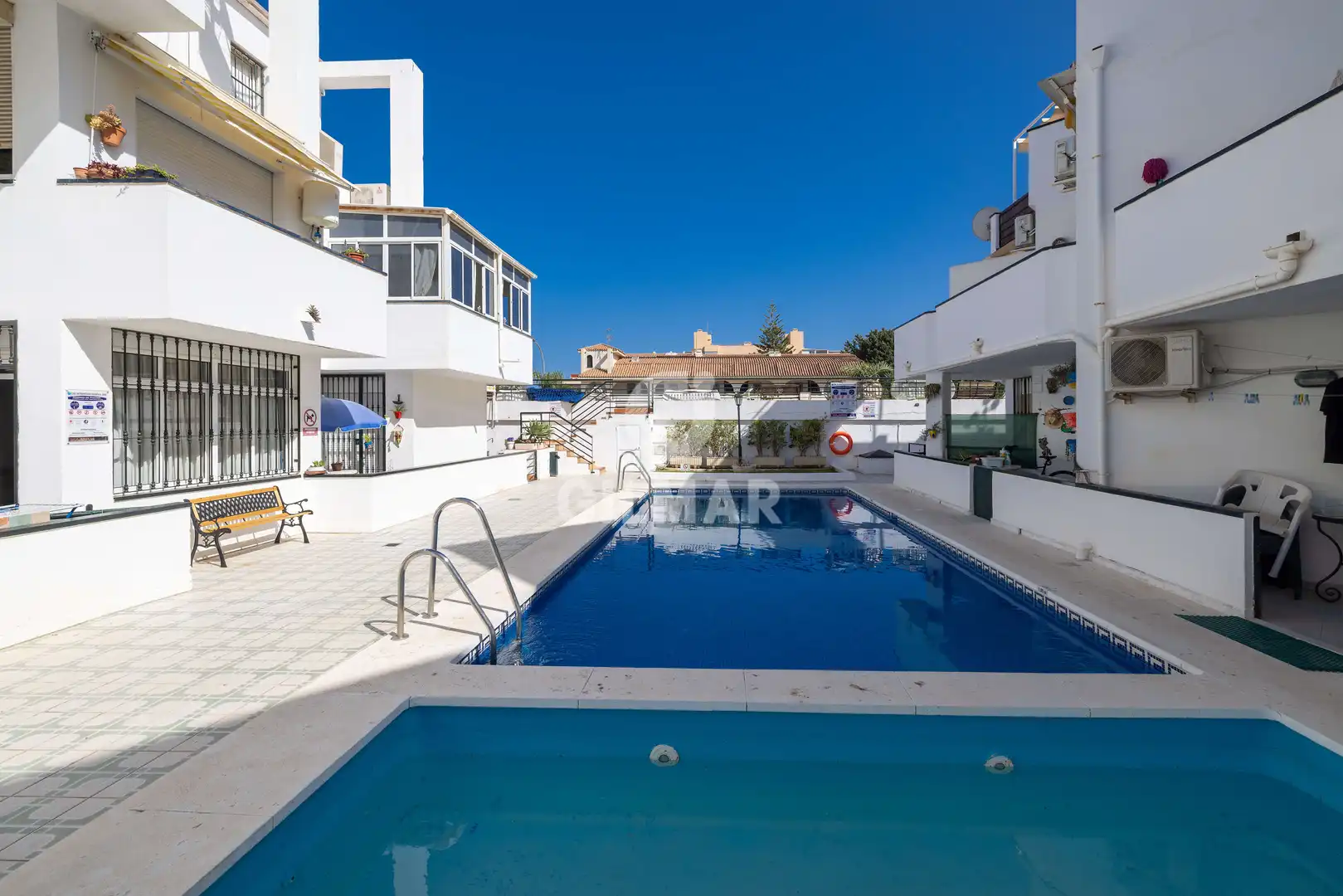Piscina de Pis en venda en Torremolinos amb Jardí privat, Traster i Piscina
