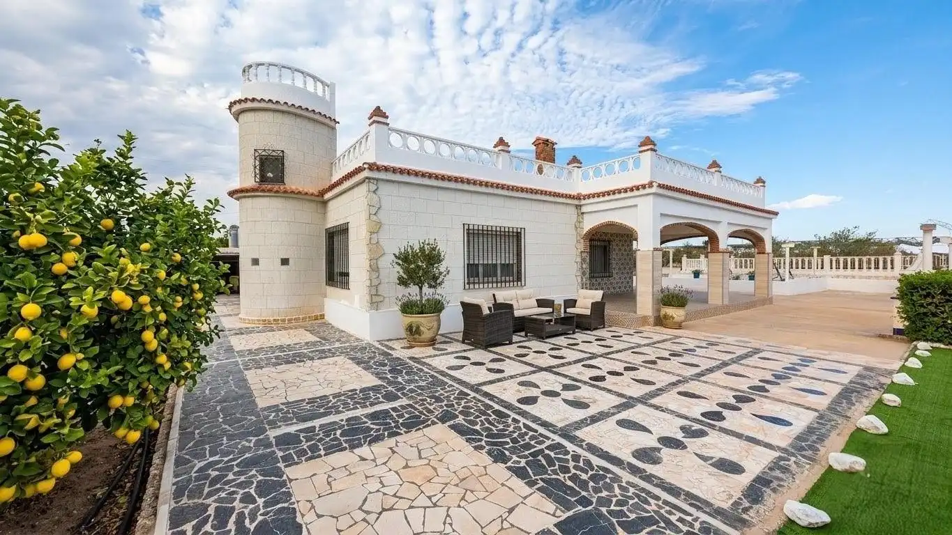 Villa avec piscine à vendre à Carretera MATOLA
