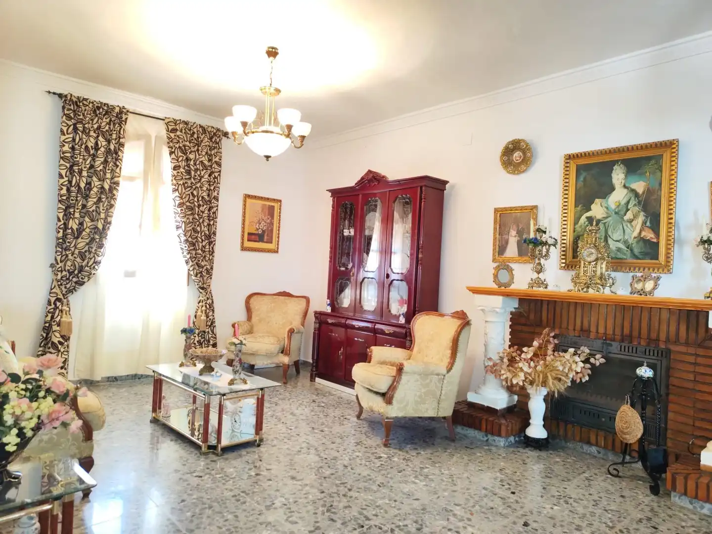 Sala de estar de Casa o chalet en venta en Carrión de los Céspedes con Aire acondicionado, Calefacción y Jardín privado