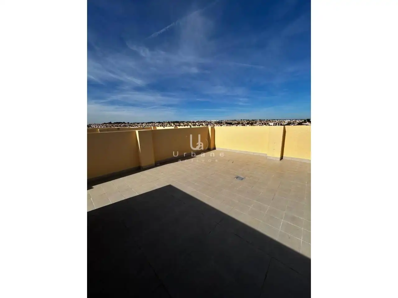 Terrasse von Dachboden zum Verkauf in Orihuela mit Klimaanlage, Terrasse und Möbliert