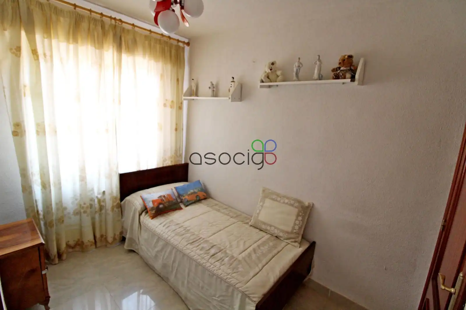Habitación de Piso en venta en Guadalajara con Calefacción y Terraza