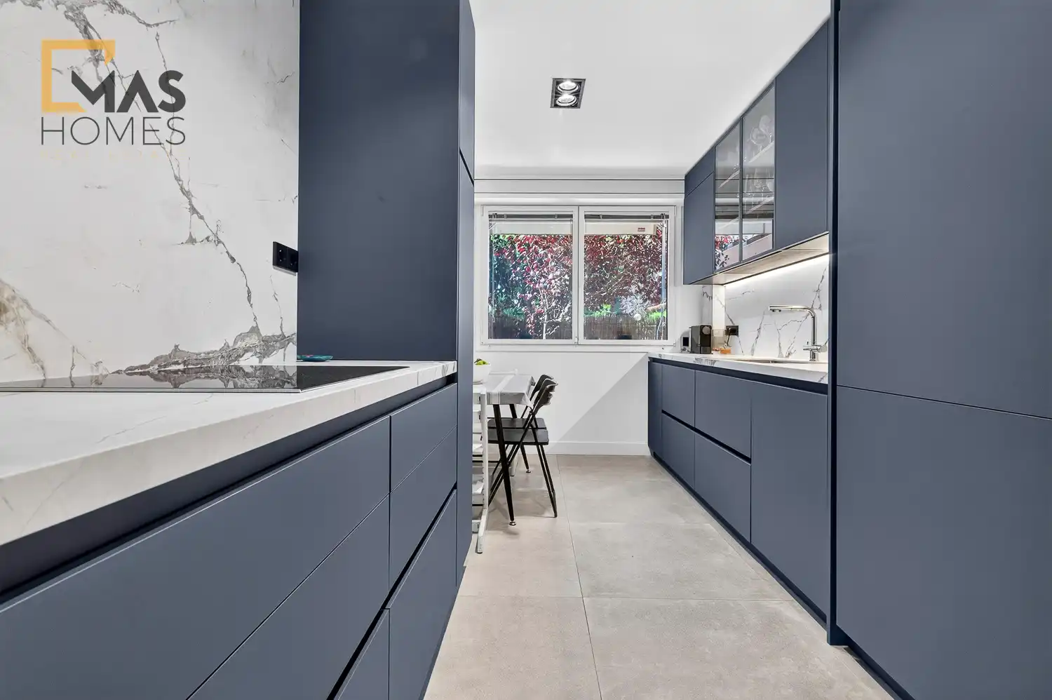 Cocina de Piso en venta en Sant Cugat del Vallès con Aire acondicionado, Calefacción y Jardín privado