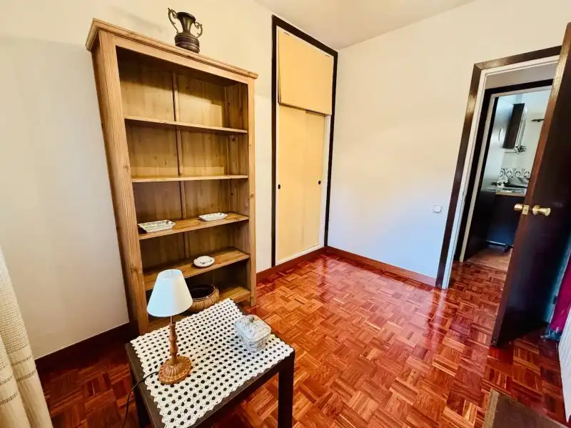 Bedroom of Flat for sale in El Espinar  with Heating, Parquet flooring and Terrace