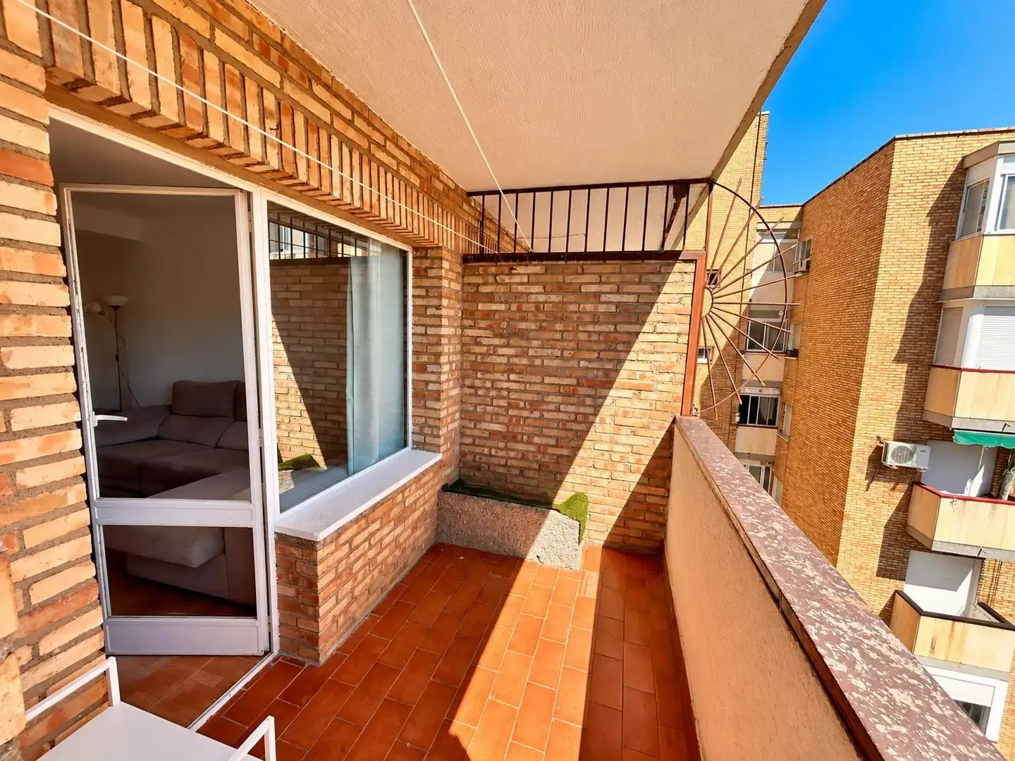 Terraza de Piso para compartir en Norte