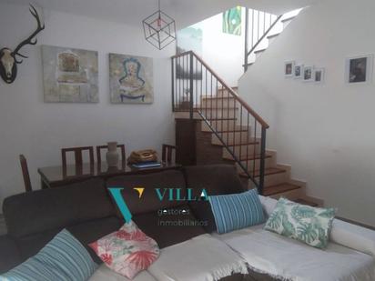 Living room of Single-family semi-detached for sale in Alcalá de Guadaira  with Terrace