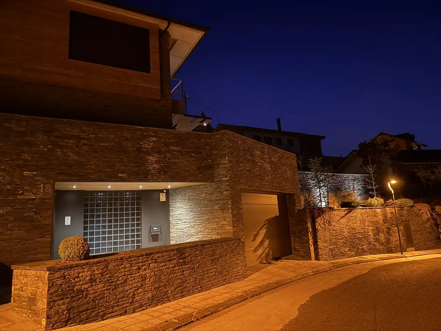 Vista exterior de Casa o chalet en venta en Sort con Calefacción, Piscina y Amueblado