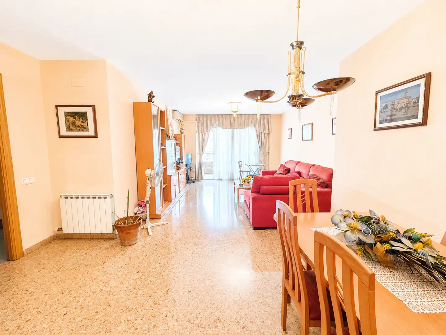 Sala d'estar de Pis en venda en Cerdanyola del Vallès amb Aire condicionat, Calefacció i Balcó