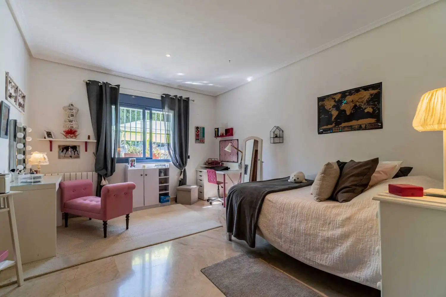 Bedroom of Houses for sale in Sotogrande Costa
