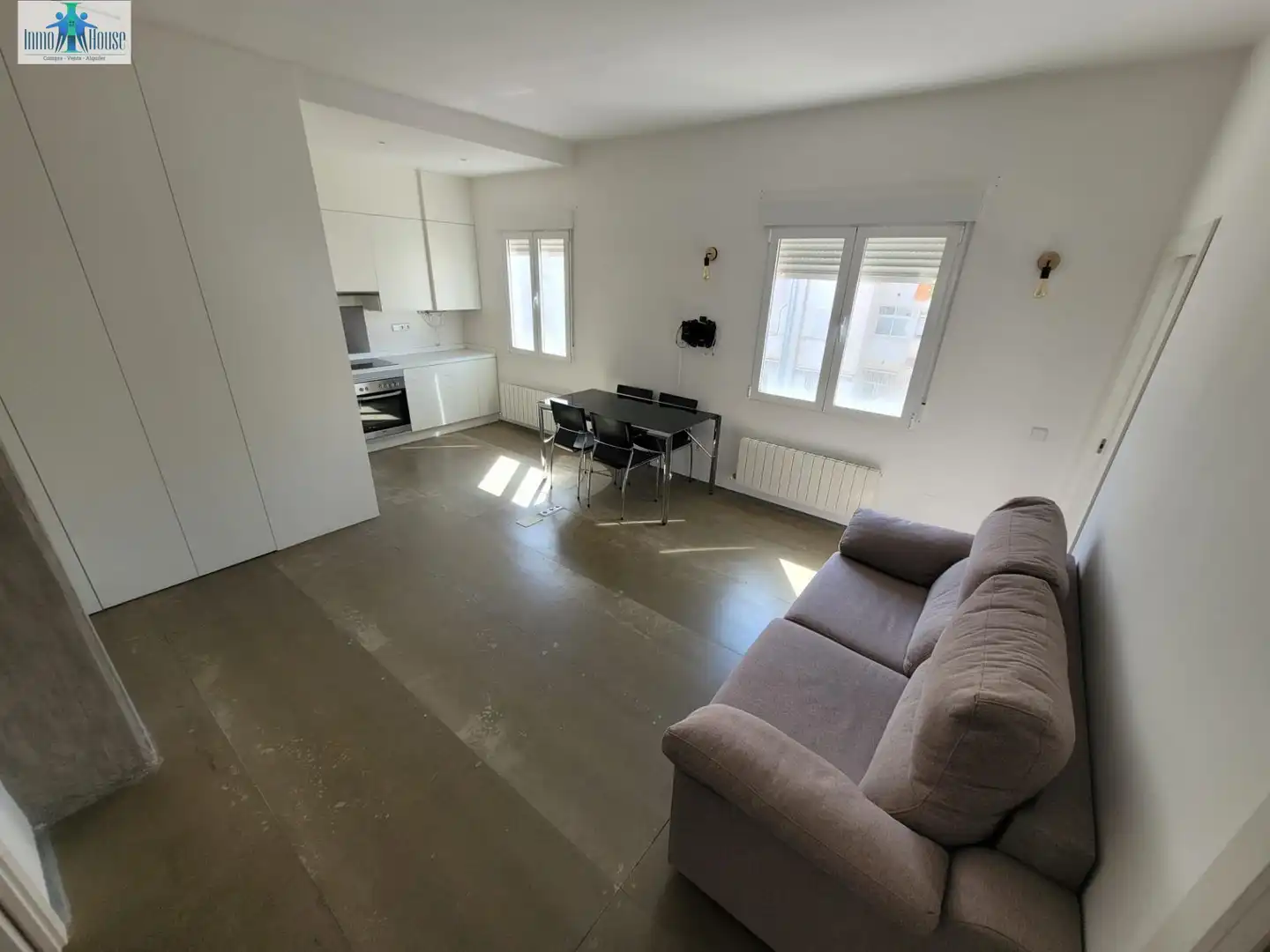 Apartamento en venta en  Albacete Capital con Calefacción y Amueblado