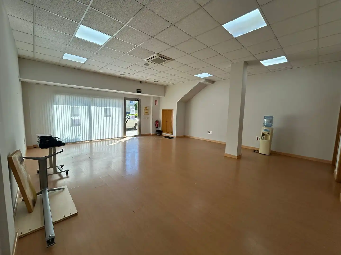 Locale commerciale in affitto a Moraleja