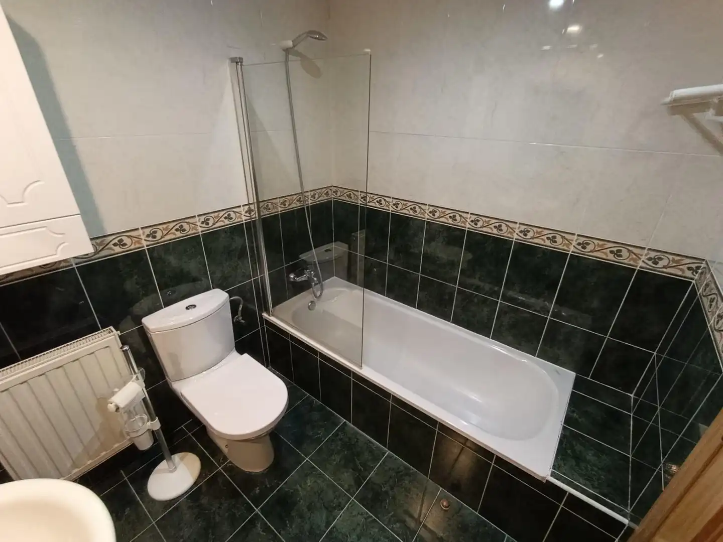 Baño de Piso en venta en Ribadedeva con Calefacción, Trastero y Amueblado