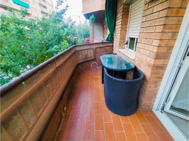 Piso con balcón en venta en Avenida Josep Tarradellas