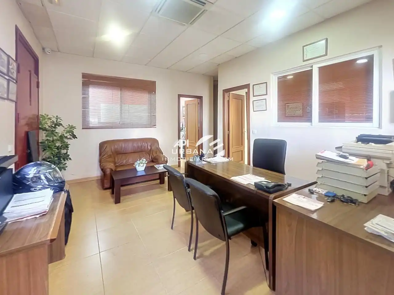Nave industrial en venta en Lucena