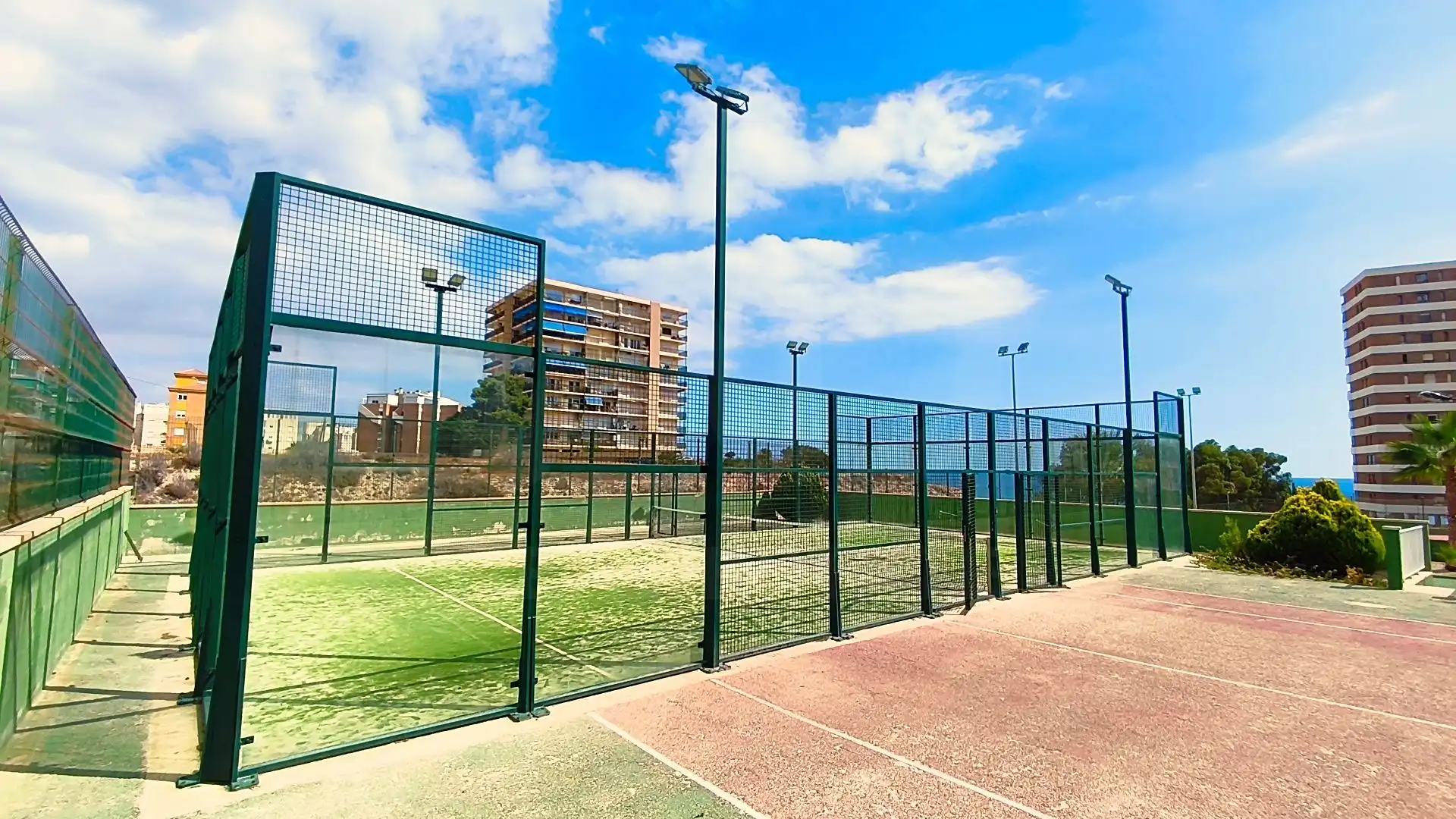 Exterior view of Flat for sale in El Campello  with Heating, Terrace and Swimming Pool
