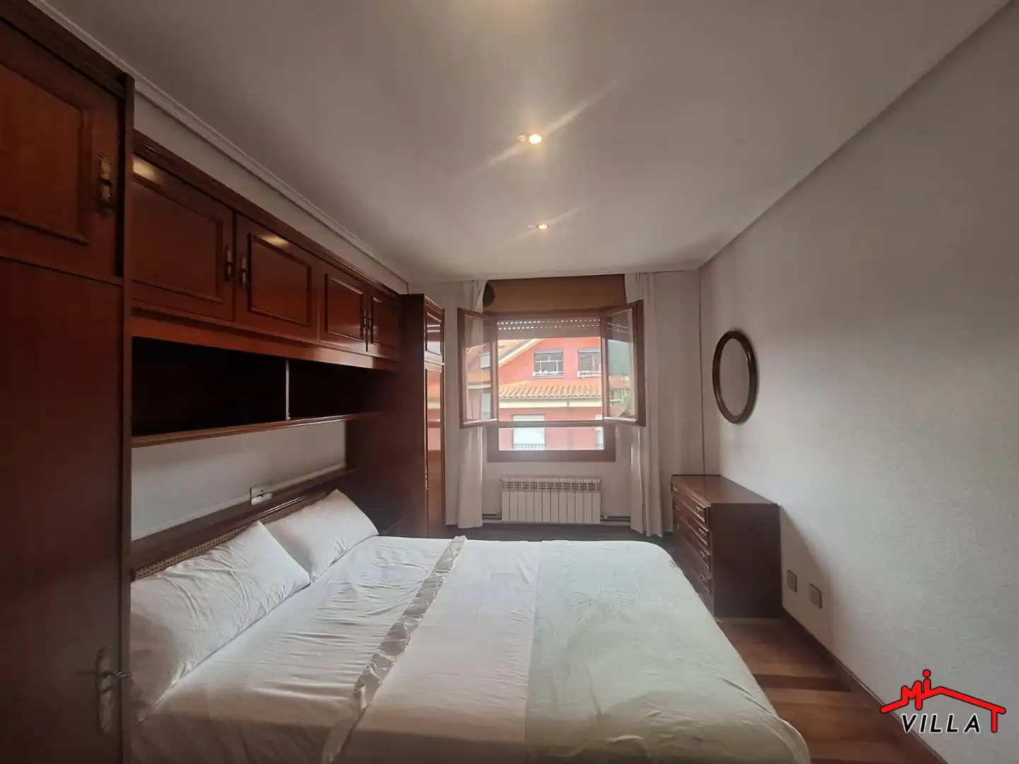 Habitación de Piso de alquiler en Ramales de la Victoria con Calefacción, Amueblado y Balcón