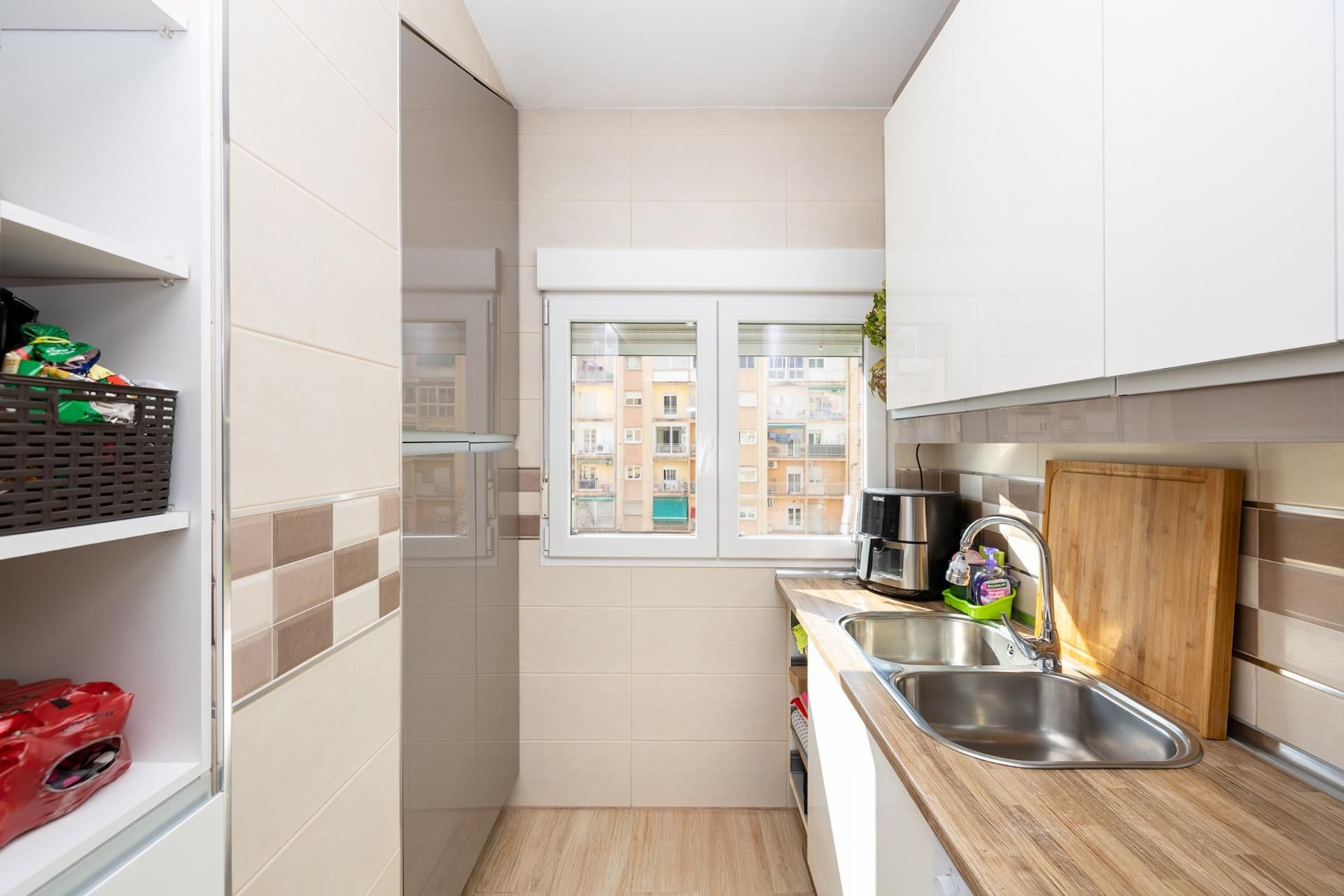 Cuina de Pis en venda en  Granada Capital