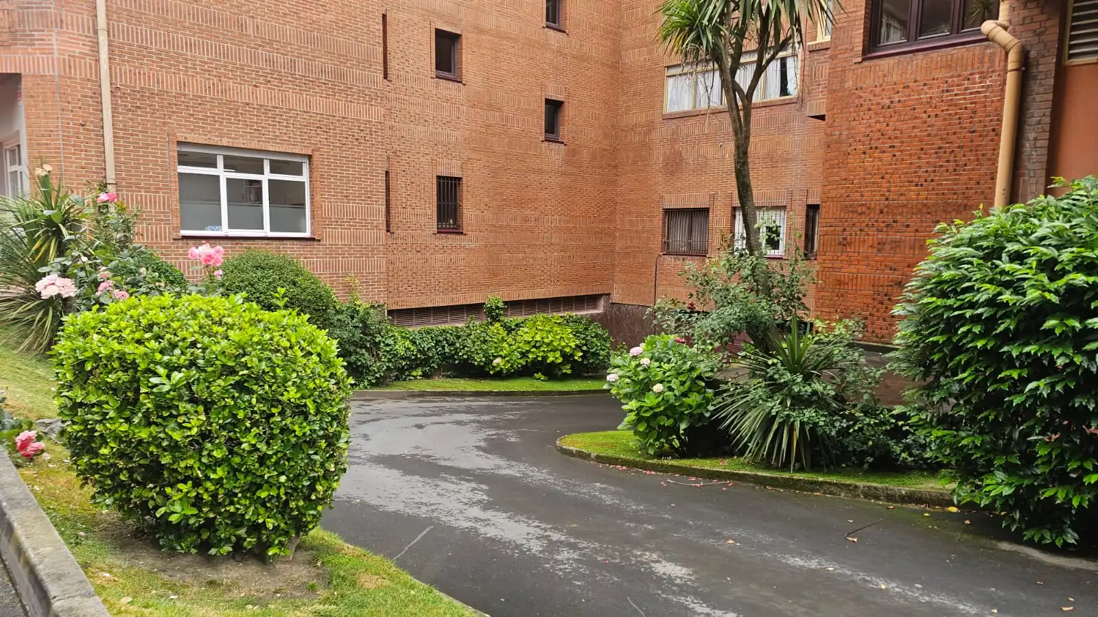 Parking de Piso en venta en Getxo  con Calefacción, Terraza y Trastero