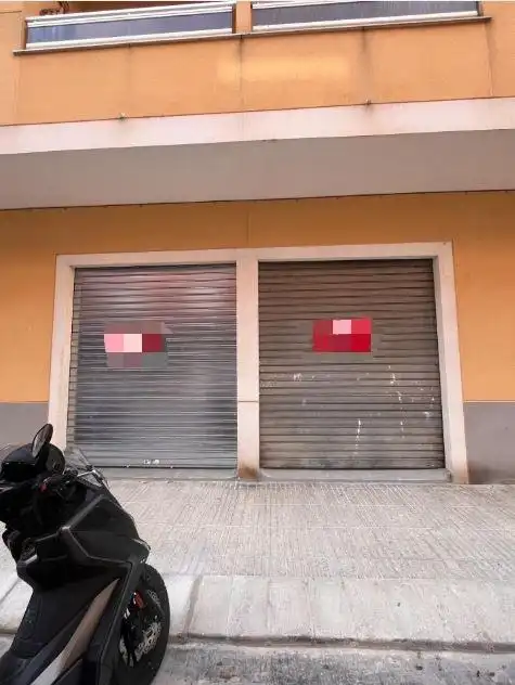 Business premises for sale in Casc Urbà, imagen 3