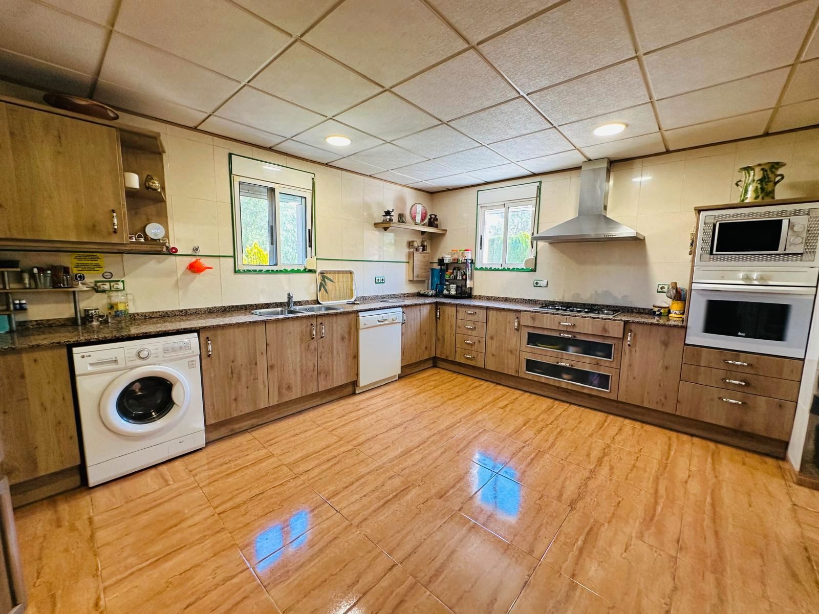 Kitchen of Houses for sale in Tortosa  with Air Conditioner, Heating and Private garden