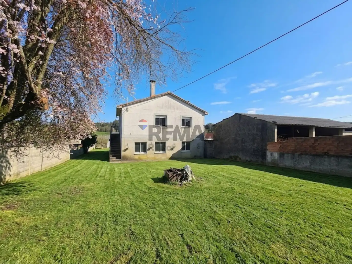 Casa o chalet en venta en Arzúa con Jardín privado, Trastero y Amueblado