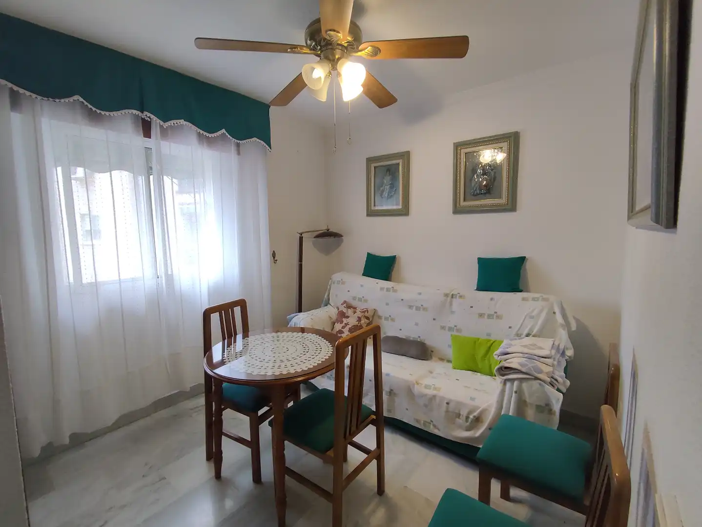 Sala de estar de Piso en venta en Málaga con Aire acondicionado, Terraza y Trastero