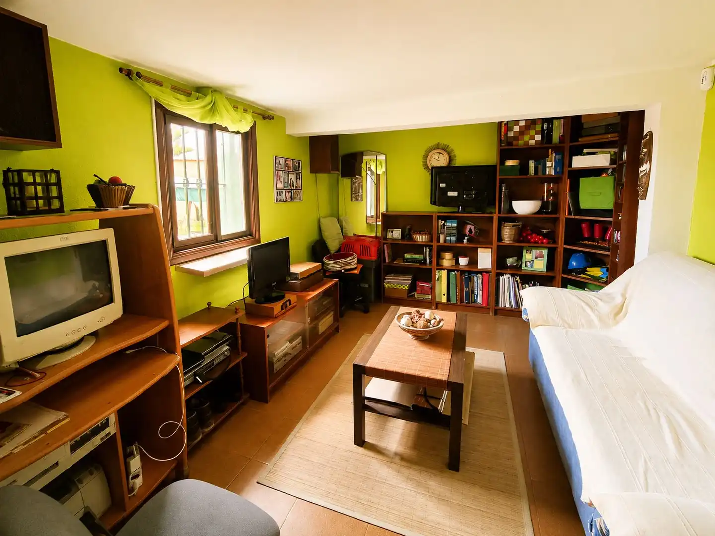 Living room of Houses for sale in San Cristóbal de la Laguna  with Private garden, Storage room and Internet