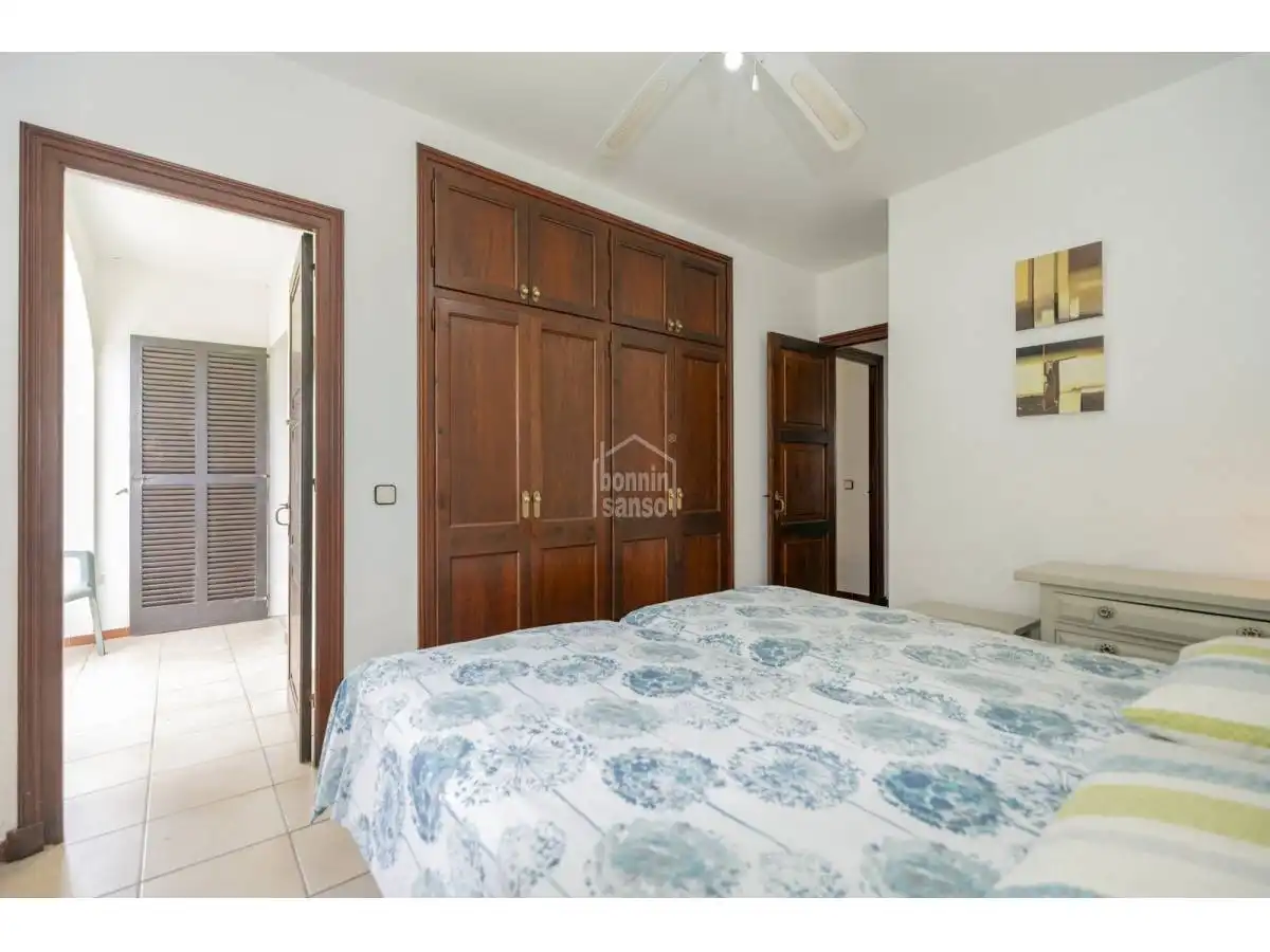 Habitación de Apartamento en venta en Alaior con Terraza, Piscina y Amueblado