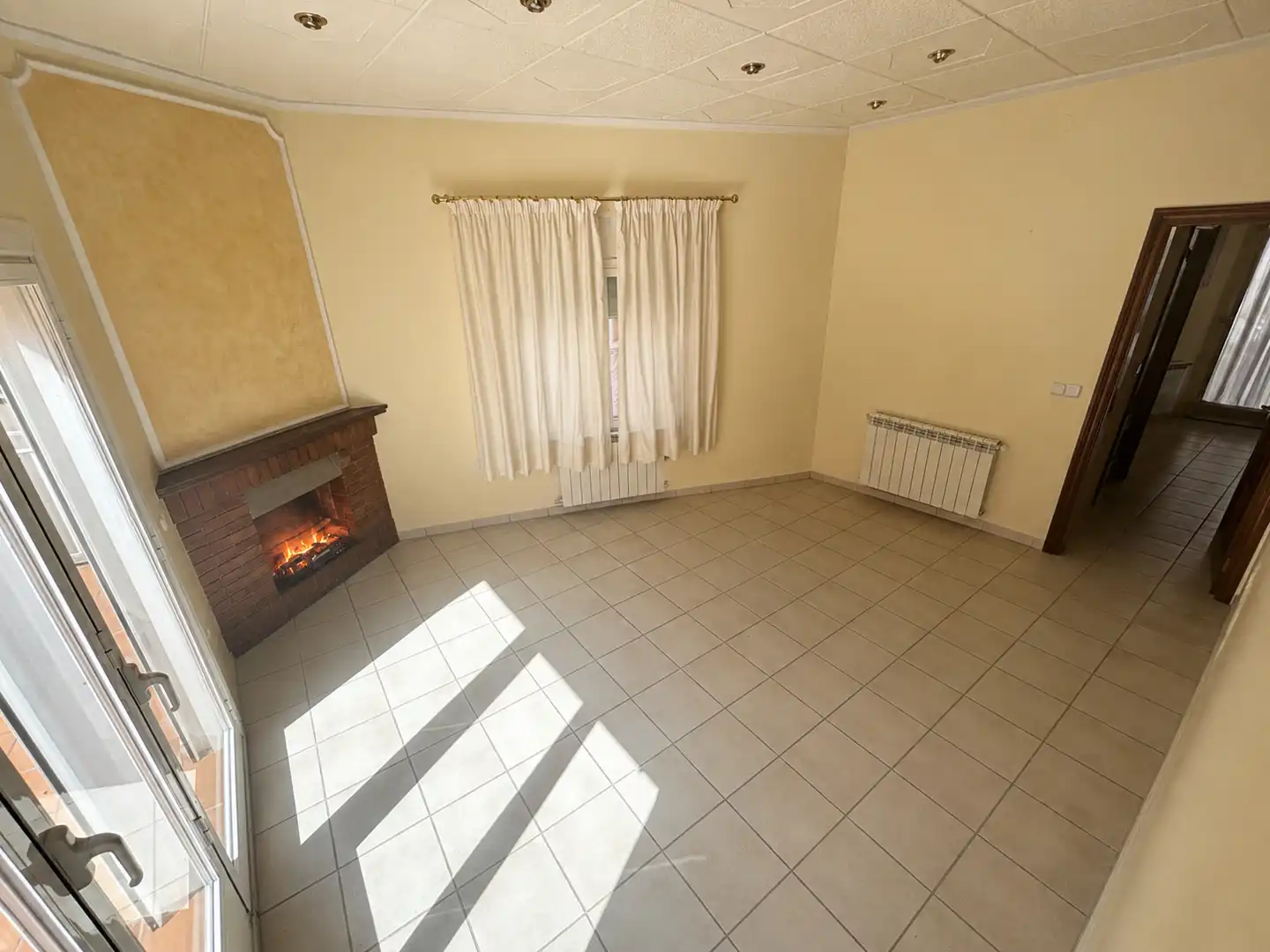 Sala d'estar de Casa o xalet en venda en Alcoletge amb Aire condicionat, Calefacció i Terrassa