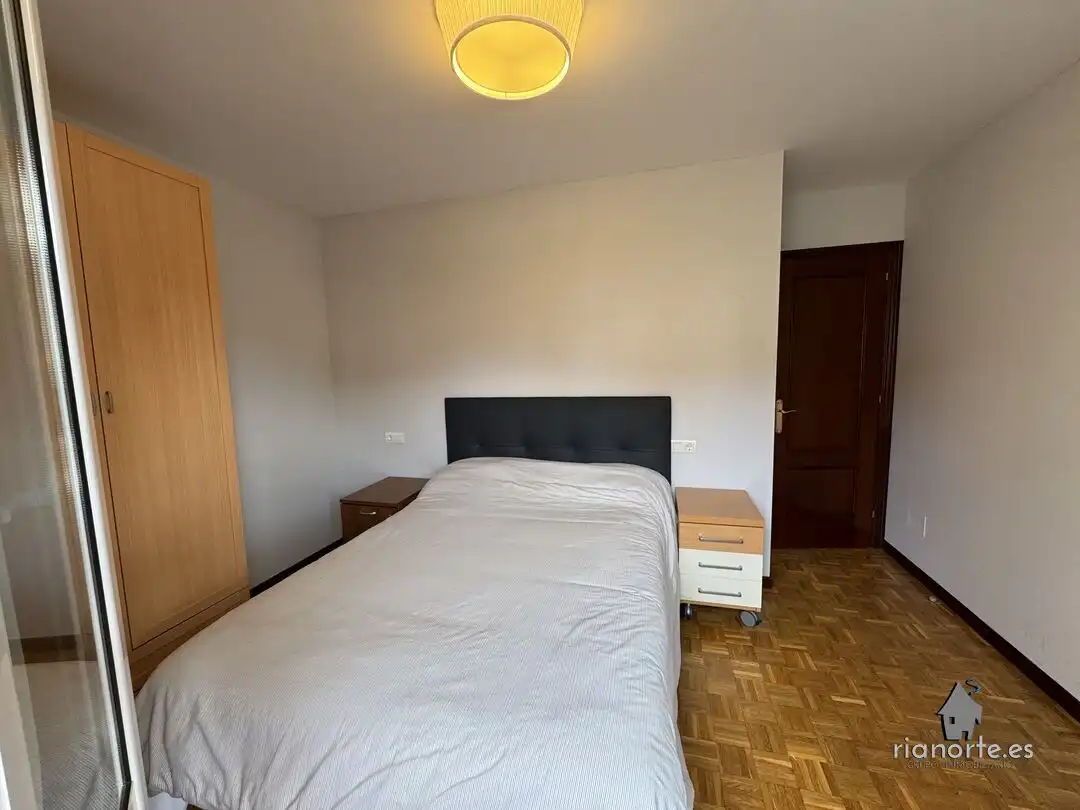 Schlafzimmer von Wohnung zum Verkauf in Ribadesella mit Heizung und Balkon