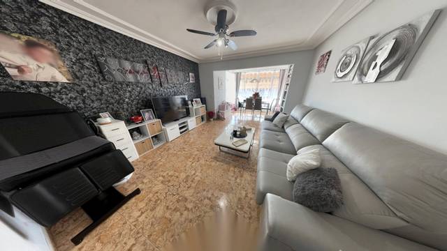 Piso en Venta en Calle Salvador Allende en Juan XXIII