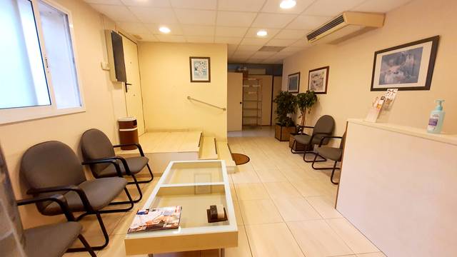 Local comercial en Alquiler en Horta