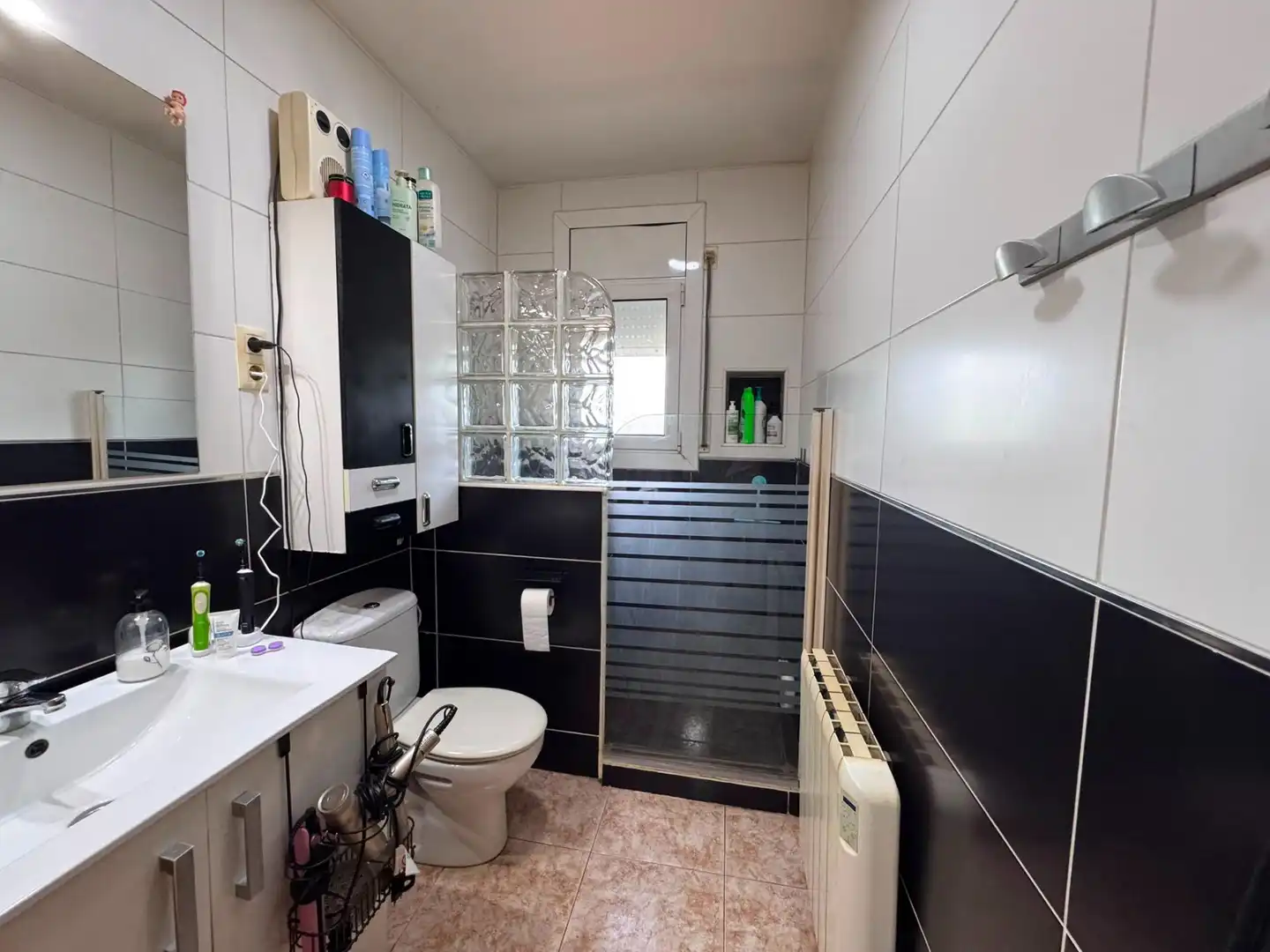 Baño de Casa o chalet en venta en Riells i Viabrea con Aire acondicionado, Calefacción y Jardín privado