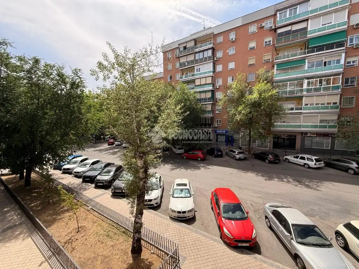 Parking of Study for sale in Madrid  with Air Conditioner, Alarm and Home automation