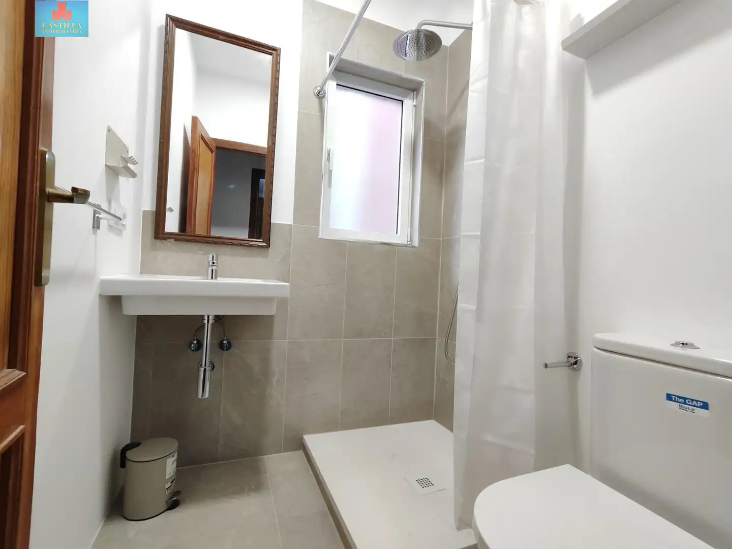 Badezimmer von Wohnung zum Verkauf in Ávila mit Heizung, Terrasse und Möbliert