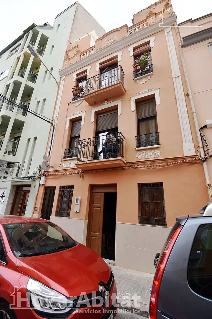 Vista exterior de Pis en venda en Sagunto / Sagunt amb Traster