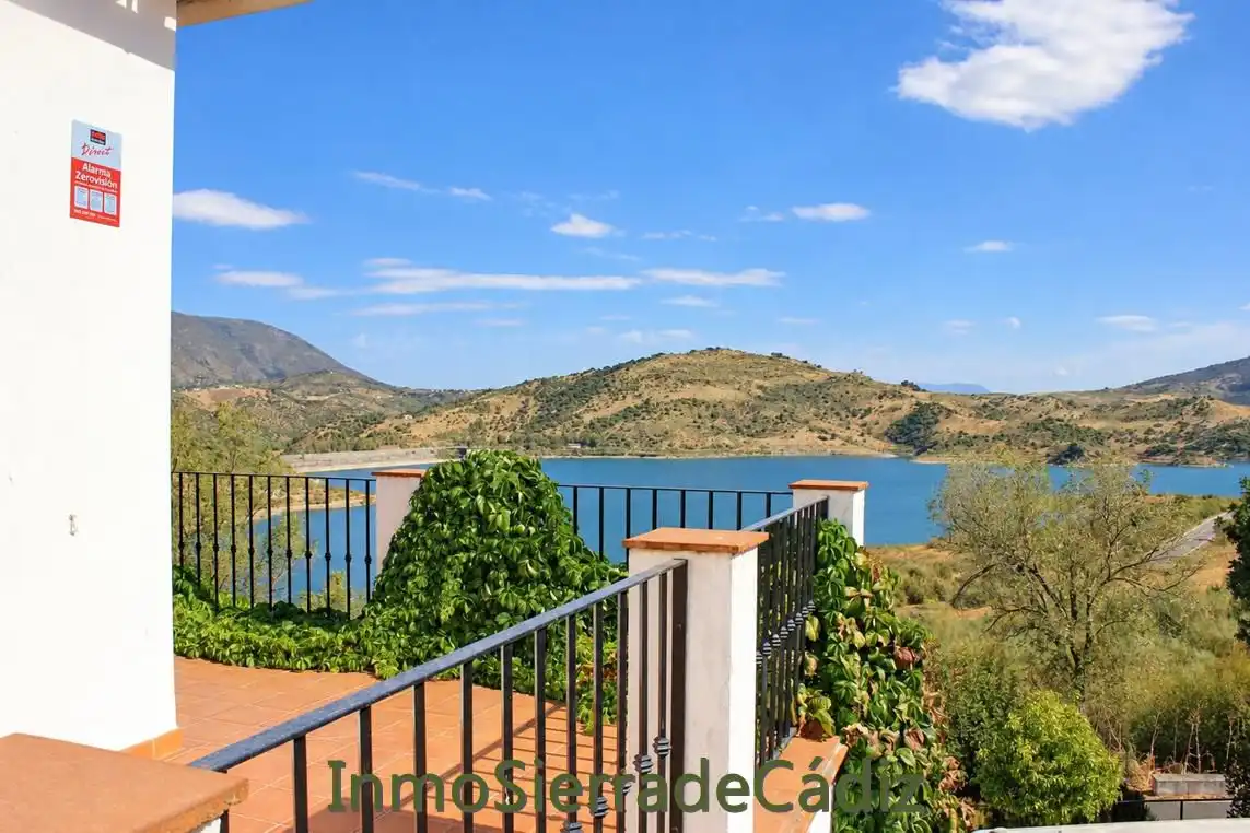 Vista exterior de Casa o xalet en venda en Zahara, Cádiz