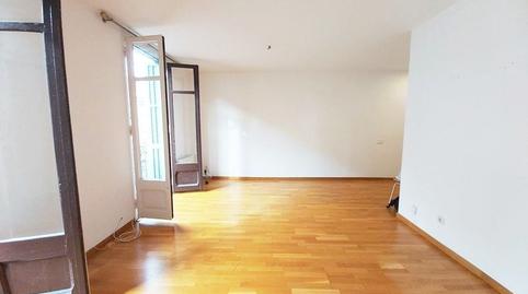 Foto 3 de Pis en venda a Viladomat, Sant Antoni, Barcelona