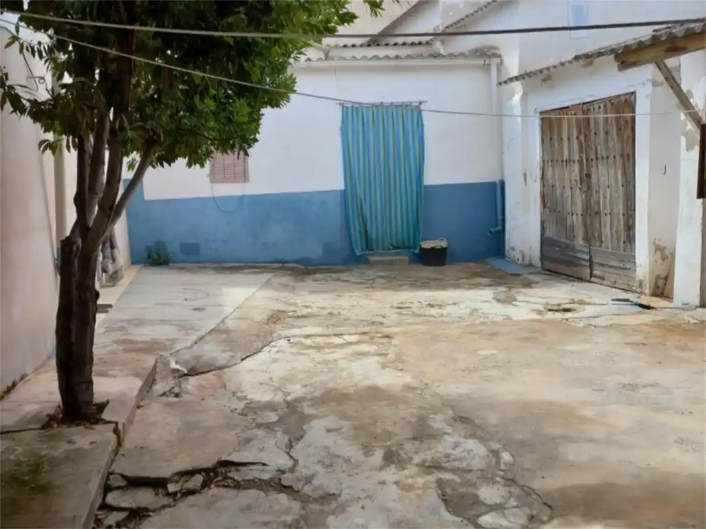 Vista exterior de Casa adosada en venda en La Puebla de Almoradiel