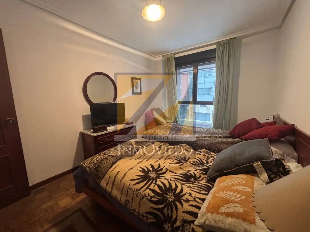 Piso con ascensor en venta en Calle Foncalada, imagen 13