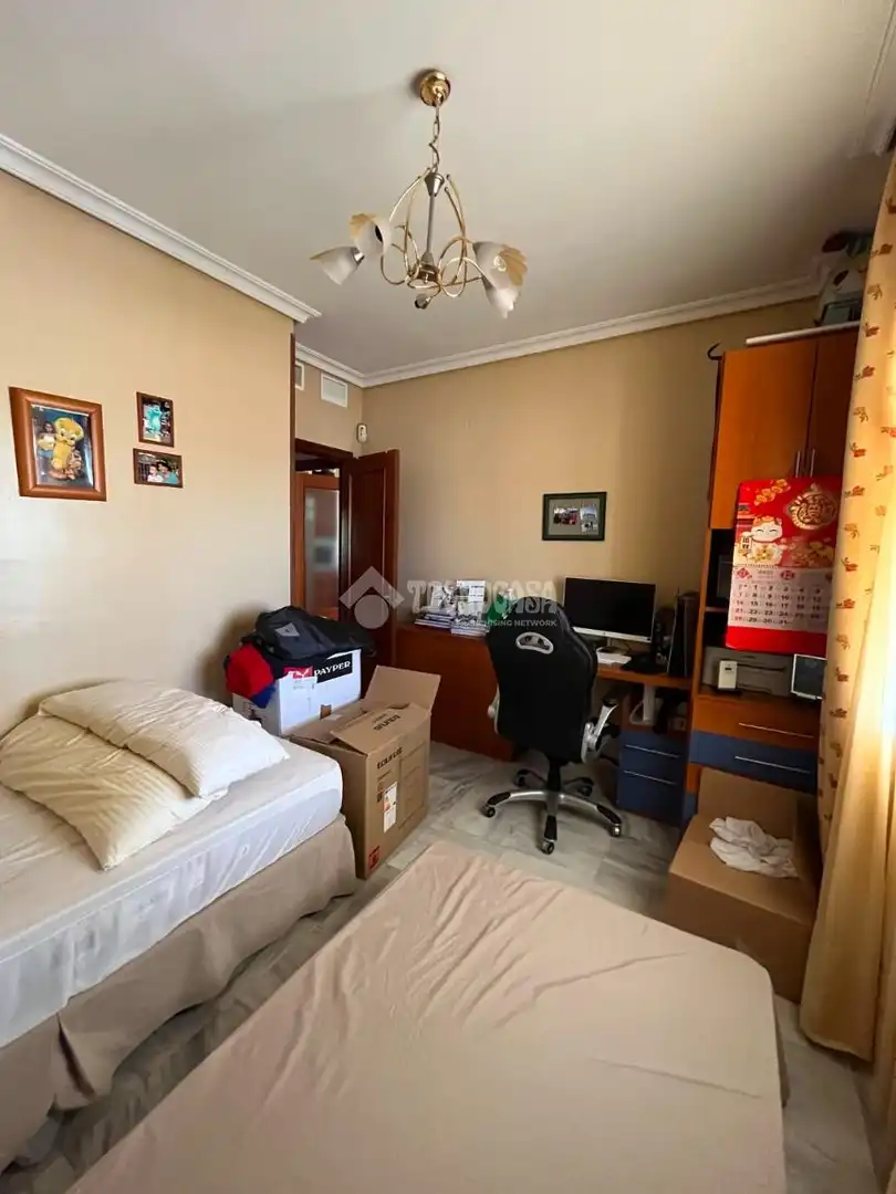 Habitación de Casa o chalet en venta en Alcalá de Guadaira con Aire acondicionado, Terraza y Amueblado