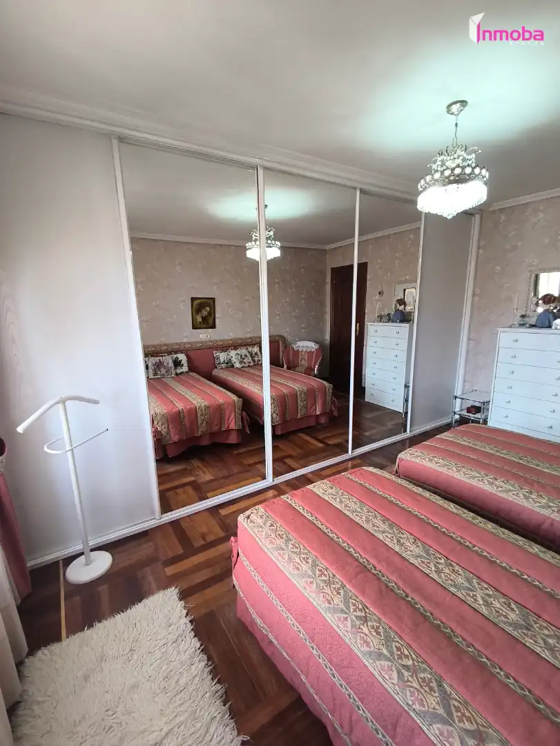 Habitación de Piso en venta en Aranda de Duero con Calefacción, Parquet y Trastero