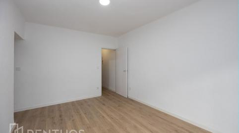 Photo 5 of Flat to rent in De la Azucena, Flores, Madrid