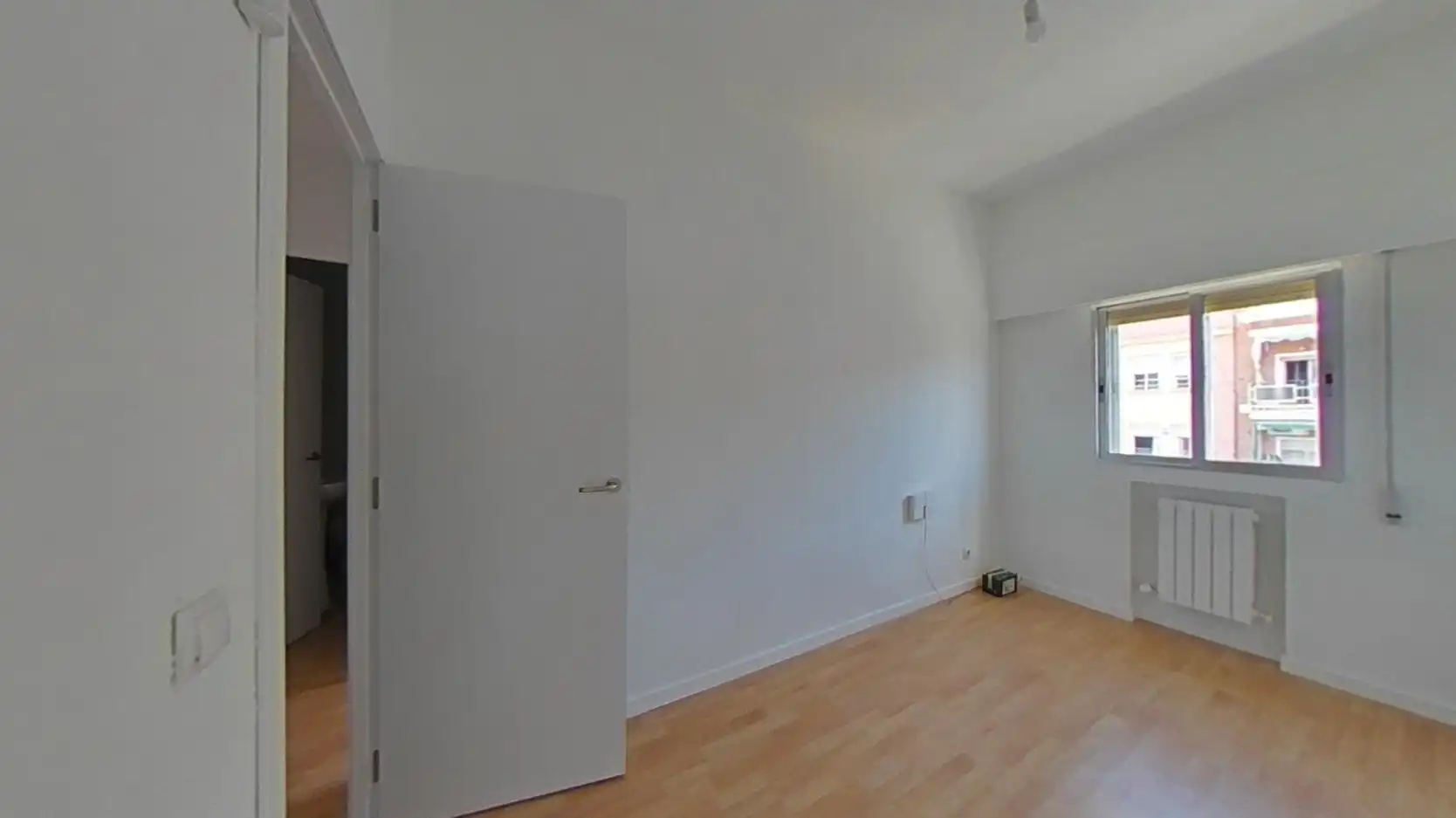 Habitación de Piso en venta en Madrid con Calefacción