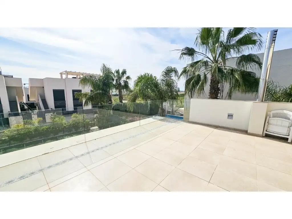 Casa amb piscina en venda a Calle Numero Tres, imagen 20