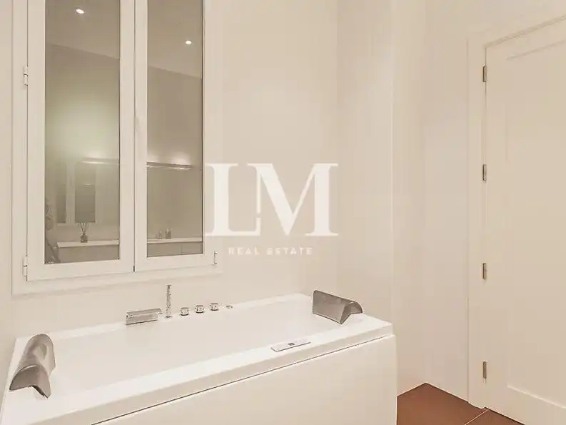 Apartament amb terrassa de lloguer a CORTS CATALANES, imagen 22