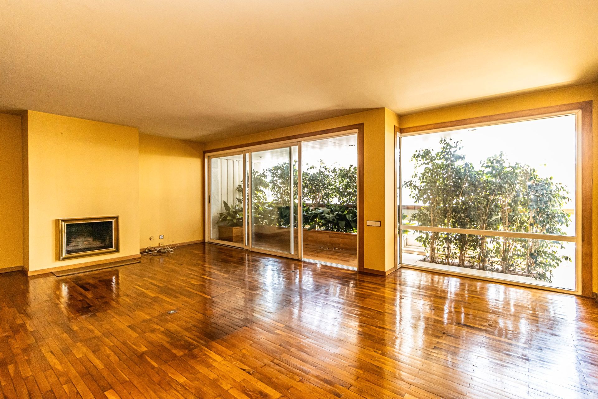 Living room of Flat for sale in  Barcelona Capital  with Air Conditioner, Heating and Private garden