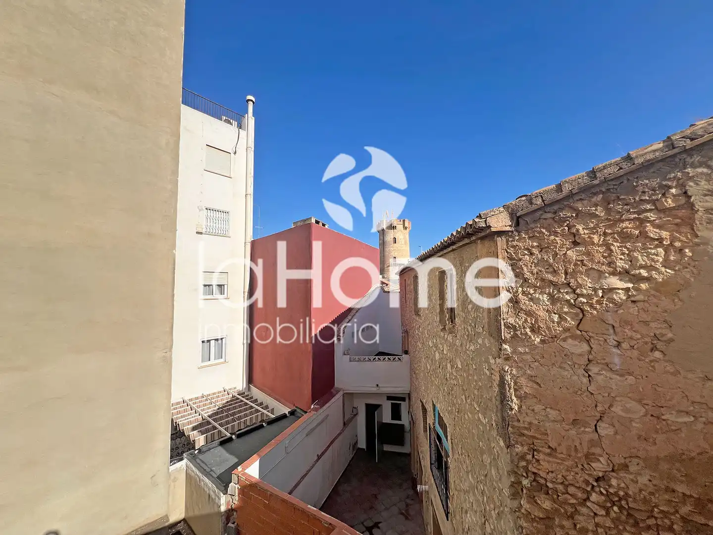 Vista exterior de Casa adosada en venta en Paterna con Aire acondicionado, Terraza y Horno