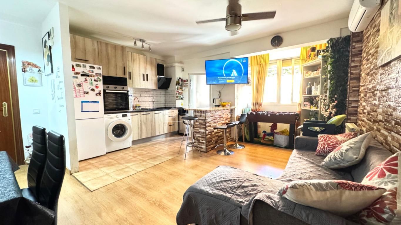 Cocina de Piso en venta en  Madrid Capital con Aire acondicionado, Calefacción y Terraza