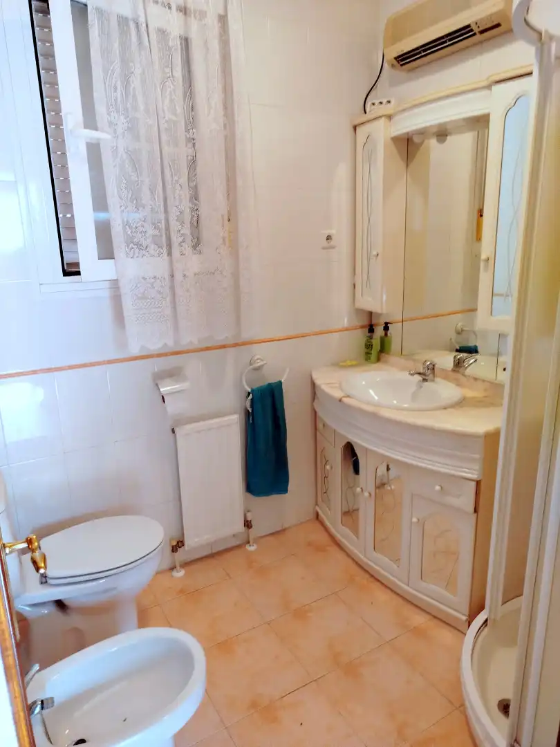 Baño de Casa o chalet en venta en Castro-Urdiales con Amueblado
