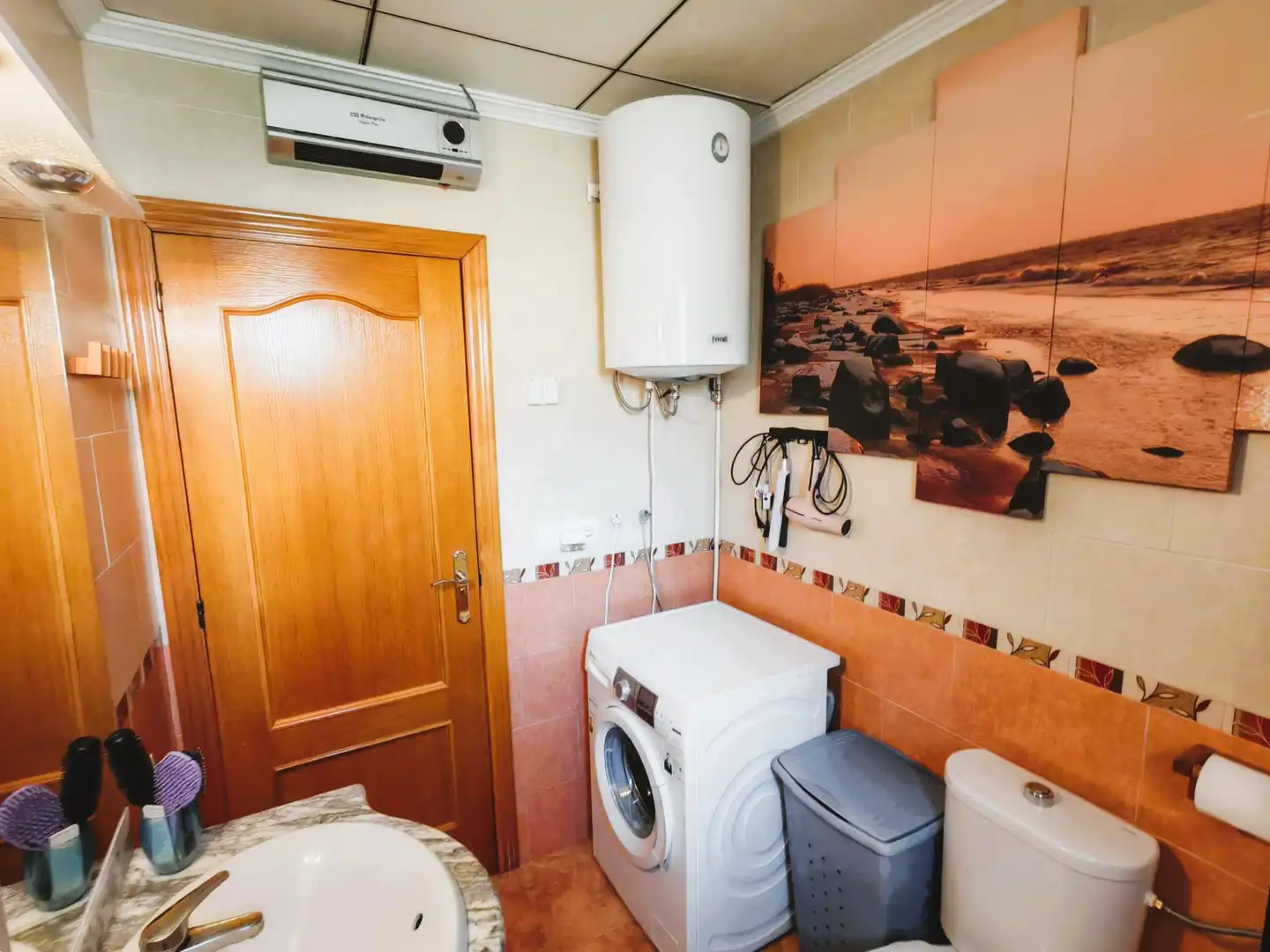 Baño de Ático en venta en Orihuela con Aire acondicionado, Terraza y Trastero